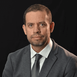 Portrait photo of Axel Franco